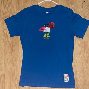 Blue Nike t-shirt